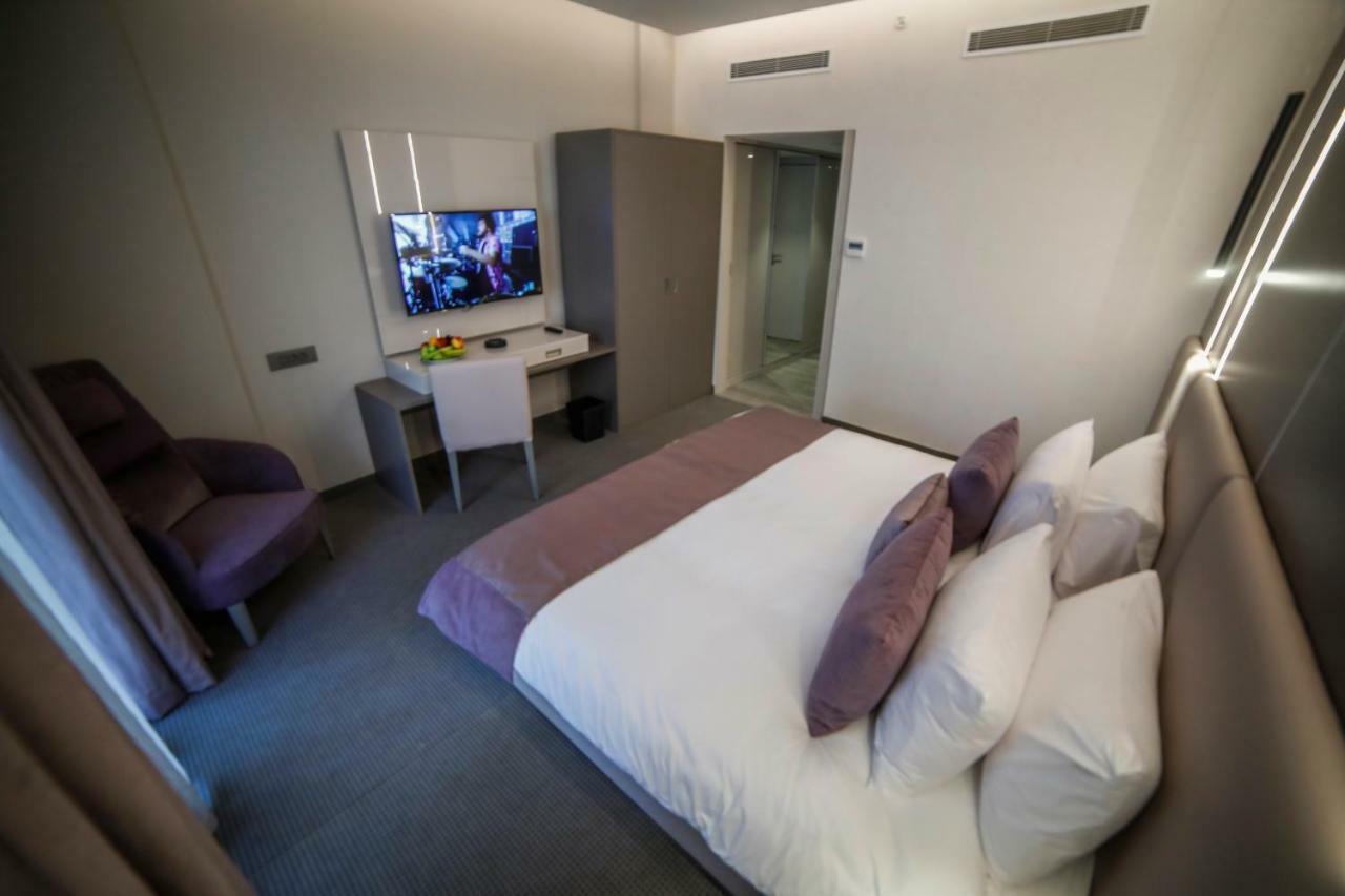 Hotel Rawsheh 51 Beirut Exterior foto